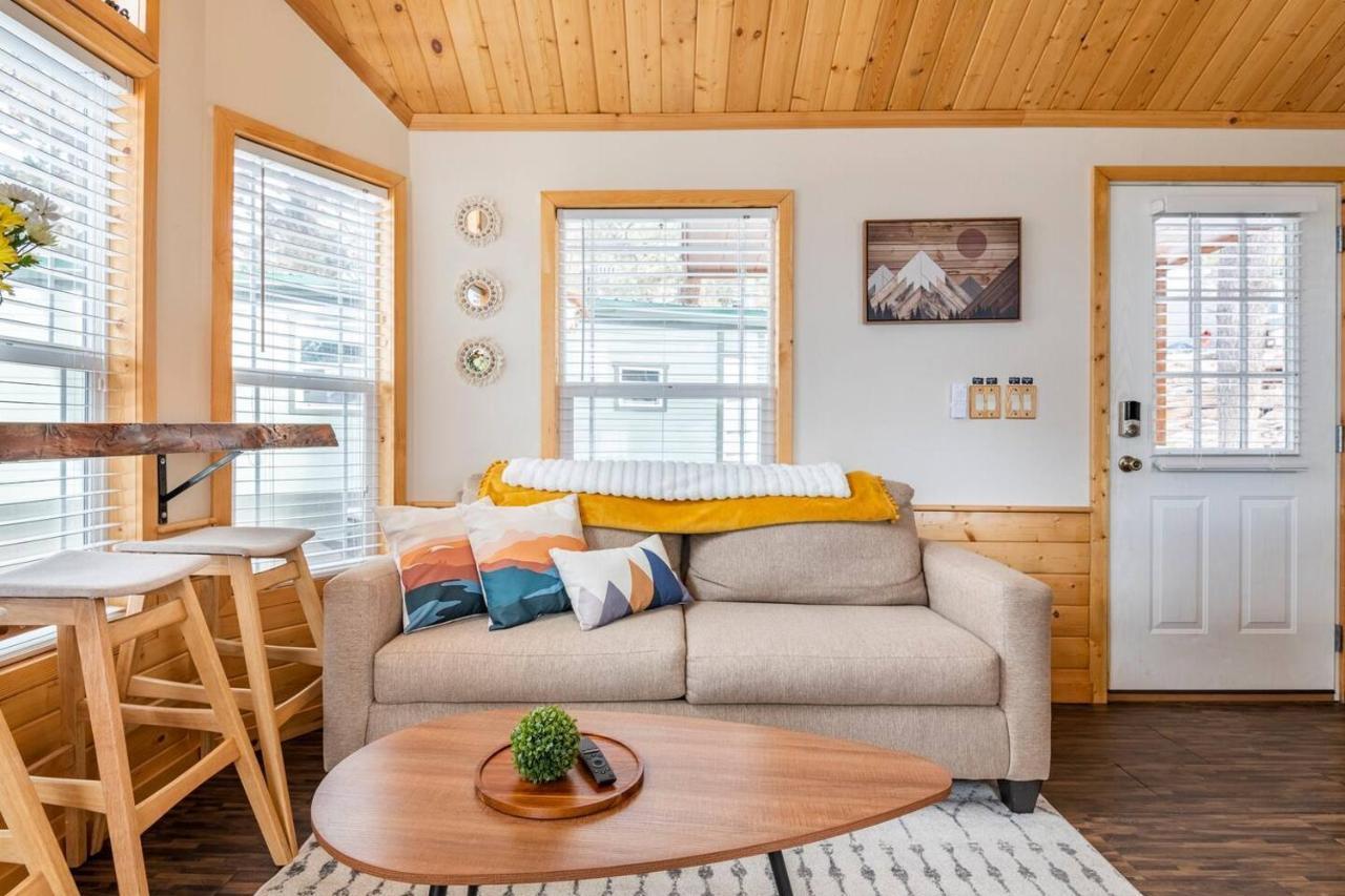 Nature's Dream W/ Deck + Yard + Bbq * Woodland Park
