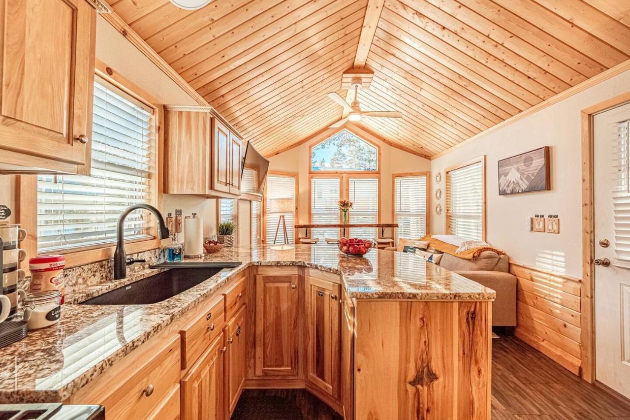 Nature's Dream W/ Deck + Yard + Bbq * Woodland Park